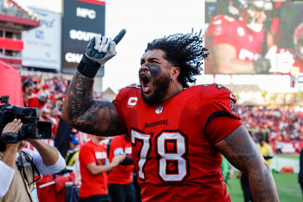 January 5, 2025, Tampa, Florida, USA: Tampa Bay Buccaneers offensive tackle Tristan Wirfs (78) celebrates, after the Bucs defeat the New Orleans Saints, 27-19, during the end of the game at Raymond James Stadium in Tampa on Sunday, Jan. 5, 2025. Tampa USA - ZUMAs70_ 0791702264st Copyright: xJeffereexWoox