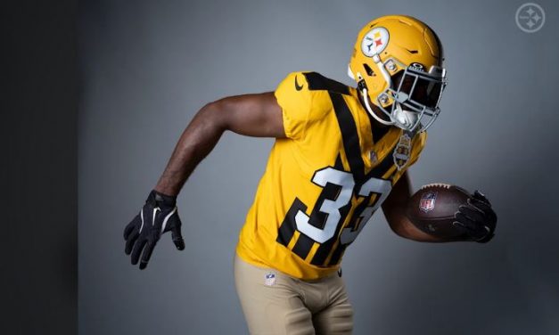 Steelers 1933 Uniform: Die Throwback-Trikots als Hommage an die Anfänge der Franchise
