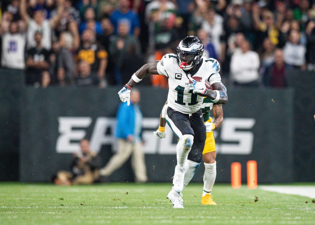 Neo Quimica Arena AJ Brown of the Philadelphia Eagles, during the match between Philadelphia Eagles and Green Bay Packers, for week 1 of the NFL, American Football Herren, USA 2024/2025, at Neo Quimica Arena, this Friday 06. 30761 Gledston Tavares / SPP PUBLICATIONxNOTxINxBRAxMEX Copyright: xGledstonxTavaresxx/xSPPx spp-en-GlTa-GDT_20240906_023