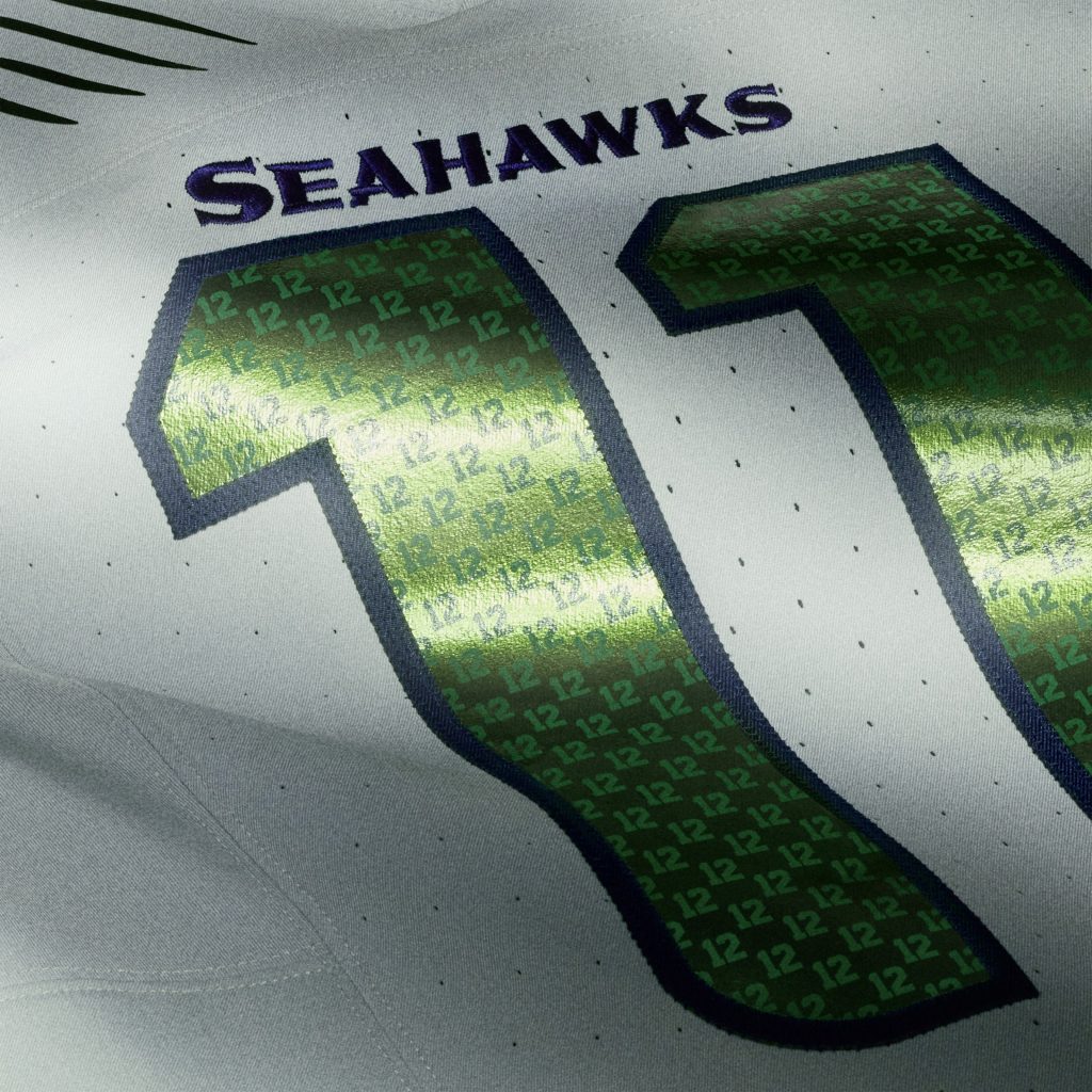 Seattle Seahawks: Als Hommage an die lautstarken Fans, die 12s, fängt die Rivalries-Uniform der Seahawks visuell die epischen Geräusche von Seattle ein.