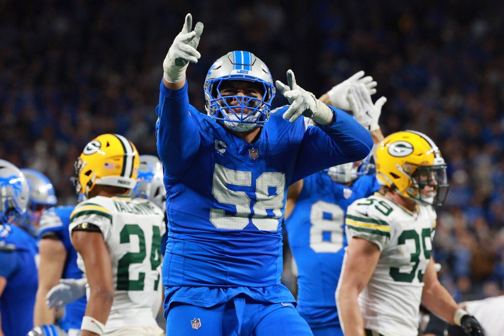 Green Bay Packers vs Detroit Lions DETROIT,MICHIGAN-December 5: Detroit Lions offensive tackle Penei Sewell 58 reacts after a play during the second half of an NFL, American Football Herren, USA football game between the Green Bay Packers and the Detroit Lions at Ford Field in Detroit, Michigan USA, on Thursday, December 5, 2024. Detroit Michigan United States PUBLICATIONxNOTxINxFRA Copyright: xJorgexLemusx originalFilename:lemus-greenbay241205_nppuI.jpg unter 25 NFL Spieler