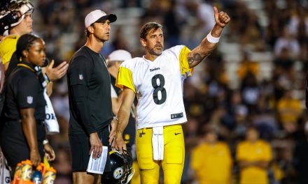 Aaron Rodgers 2025 bei den Steelers – Letzte Saison? Comeback oder Flop?