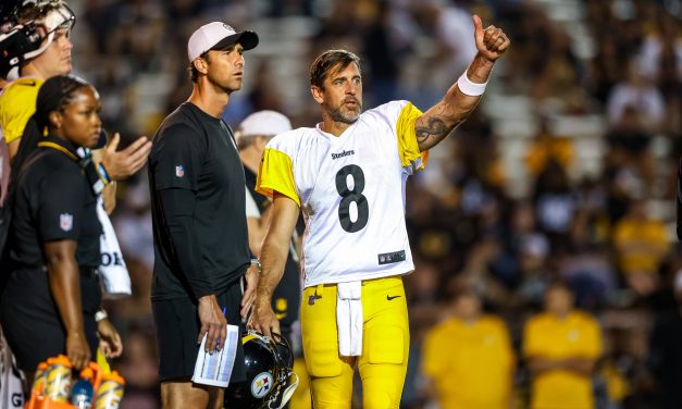 Aaron Rodgers 2025 bei den Steelers – Letzte Saison? Comeback oder Flop?