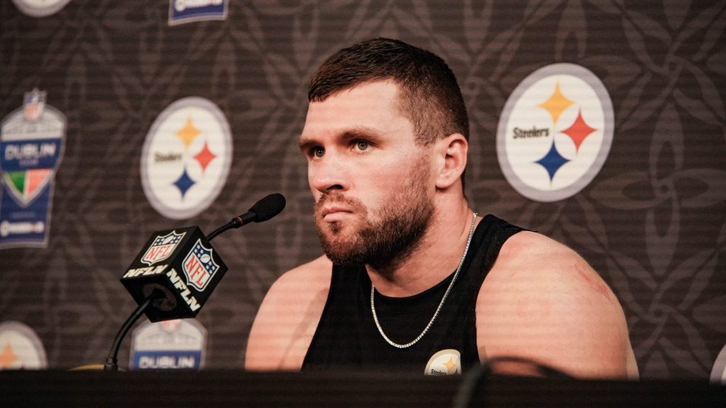 Defensivstar T.J. Watt spricht über seine Schlüssel-Interception beim historischen NFL-Spiel in Dublin.