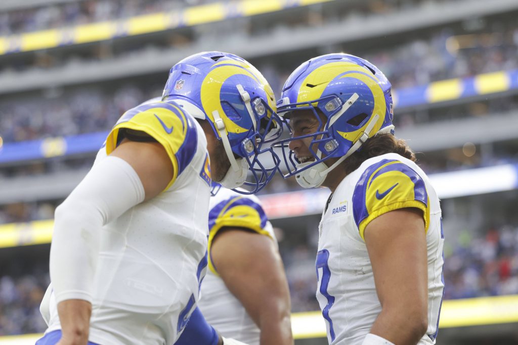 Matthew Stafford #9 und Puka Nacua #17 feiern erneut – das Duo der Los Angeles Rams jagt in NFL Week 6 weiter NFL-Rekorde.