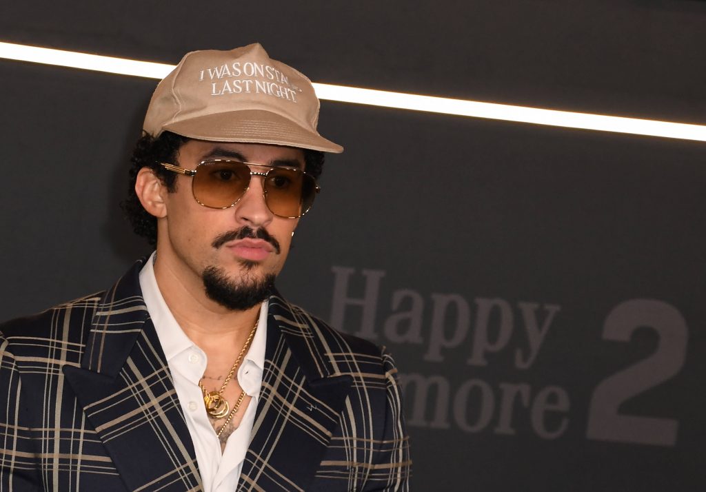 Bad Bunny sorgt als Halftime Show-Performer beim Super Bowl 2026 für Schlagzeilen.