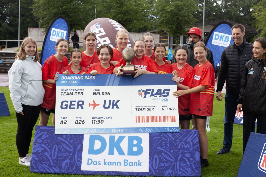 Das Erasmus-Grasser-Gymnasium München gewinnt die NFL Flag Girls National Championship Germany 2026 in Hamburg und vertritt Deutschland bei der NFL Flag Championship Europe in London.