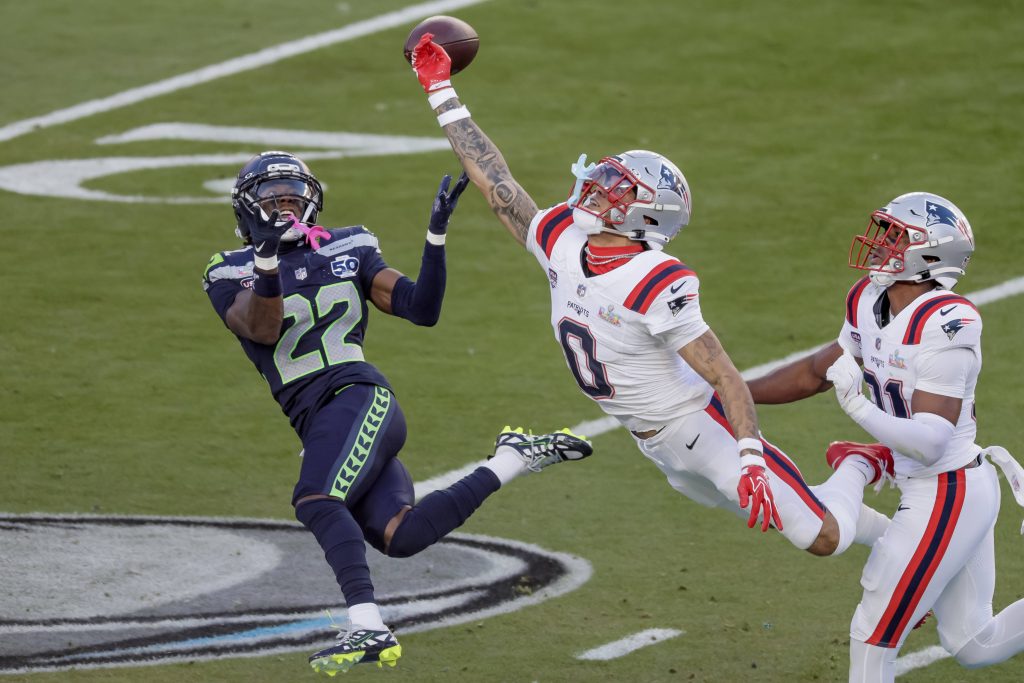 Star-Cornerback Christian Gonzalez und die New England Patriots haben sich endlich auf einen neuen Vertrag geeinigt.