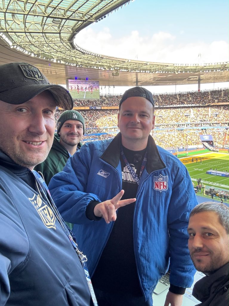 Das Team hinter dem Trip: Armin, Carsten, Martin und ich in Paris. Danke für ein unvergessliches Wochenende!