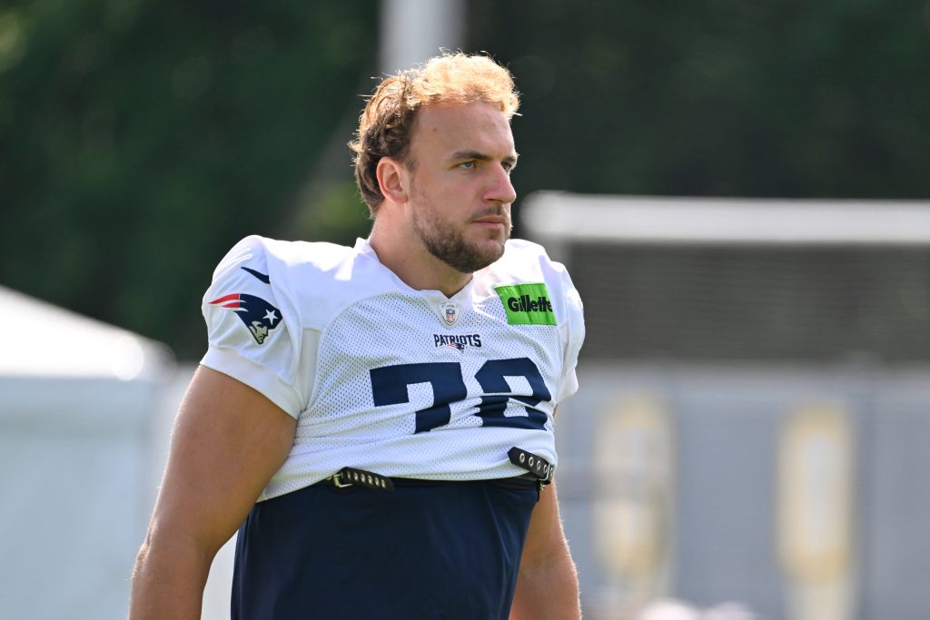 Lorenz Metz auf dem Weg zum Trainingsplatz: Der Offensive Lineman der Patriots träumt vom Heimspiel in München.